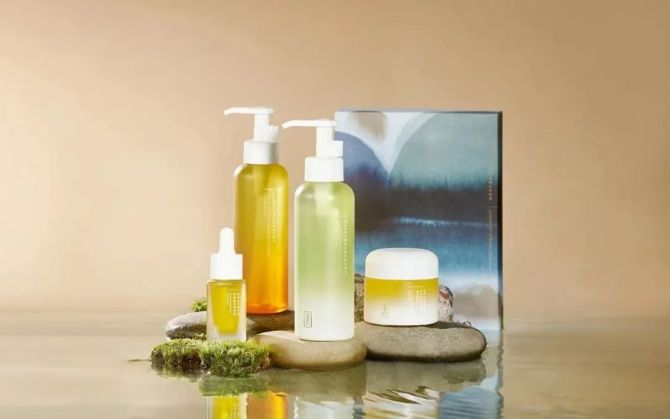 新知达人, 一支卸妆油的十亿级增长秘诀